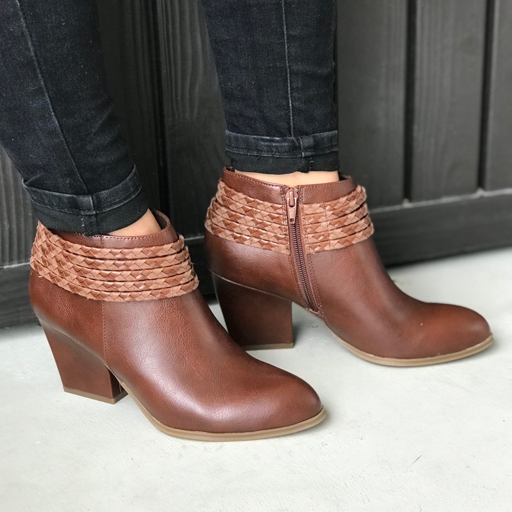 NIB Cognac Braided Multiple Straps Ankle Bootie